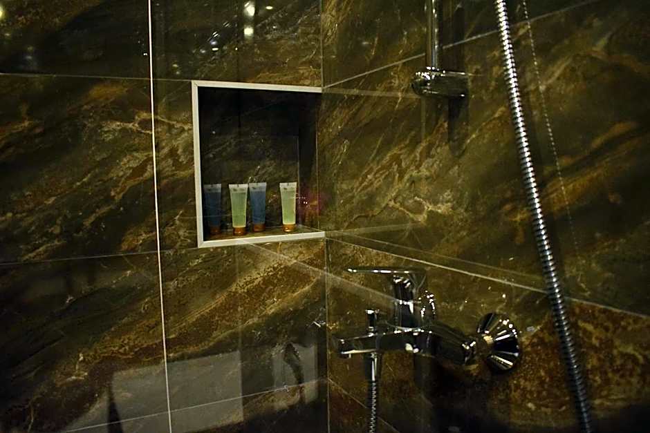 Hotel Ub Business & Wellness