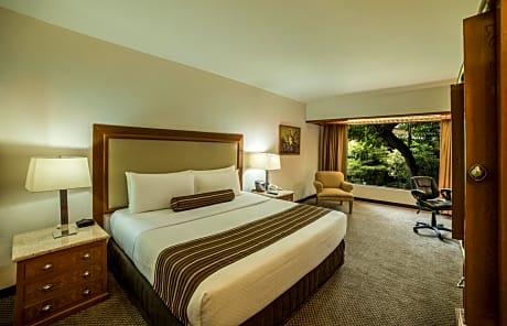 King Room Club Garden