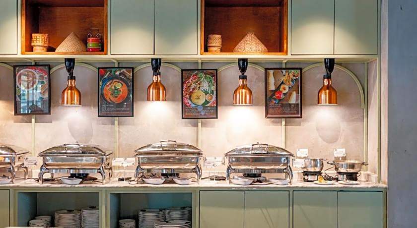Samsen Street Hotel