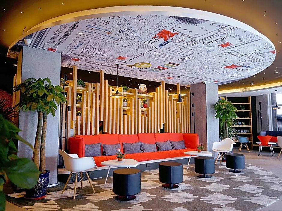 ibis Jiayuguan Railway Station Hotel