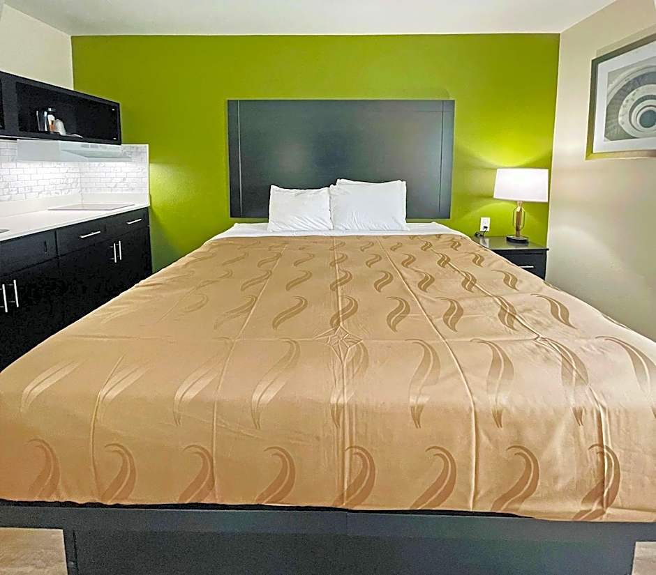 Quality Inn & Suites Lake Charles South