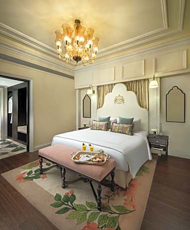 Luxury Two Bedroom Villa with Plunge Pool -15% Savings on Spa and Laundry, Early check-in and Late check out upto 2 Hours (Subject to availability)