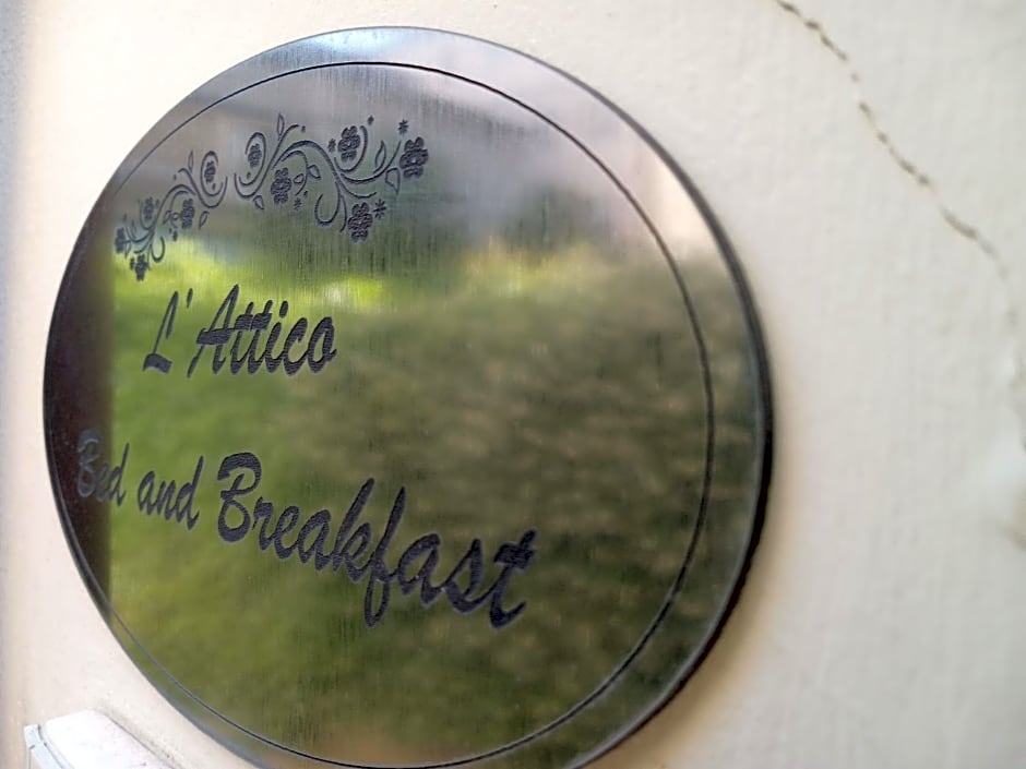 L'ATTICO Bed & Breakfast