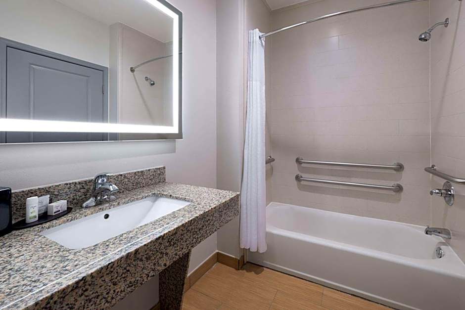 La Quinta Inn & Suites by Wyndham Muskogee