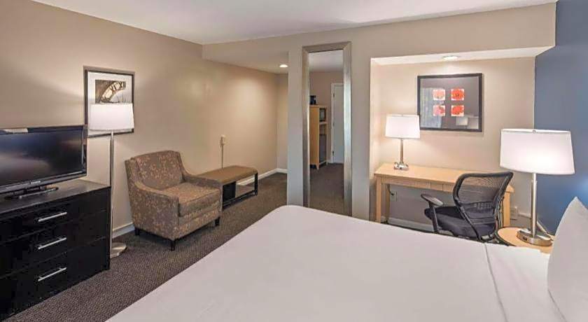 Best Western River Terrace