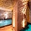 Cappa Via Cave Hotel