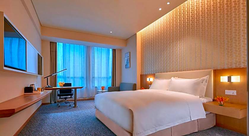 Holiday Inn Express Nantong Textile City By IHG