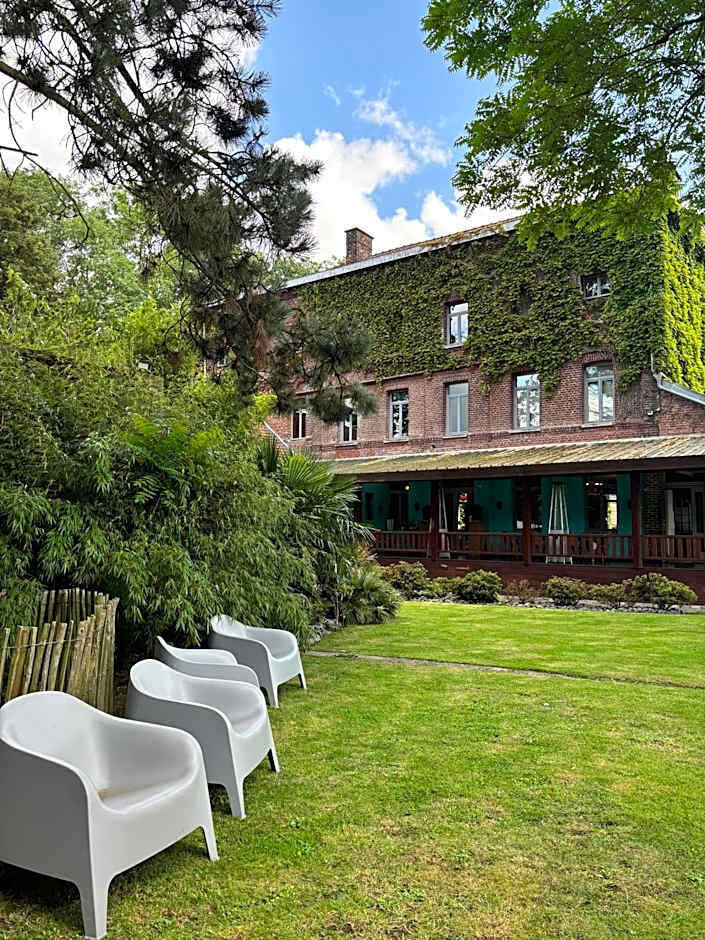 LOGIS HÔTEL-RESTAURANT - Le Moulin d'Artres