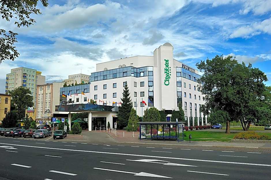 City Hotel