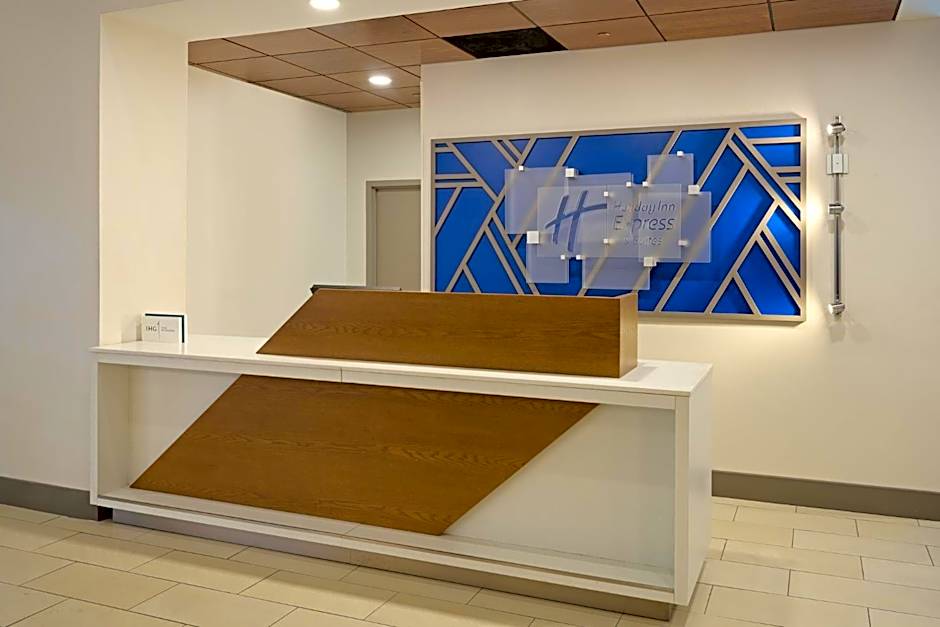 Holiday Inn Express Hotel & Suites Kendall East-Miami By IHG