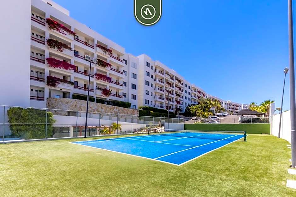 2BR Condo - Private Patio - Ocean View