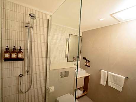 Executive Room - Two Queen Beds