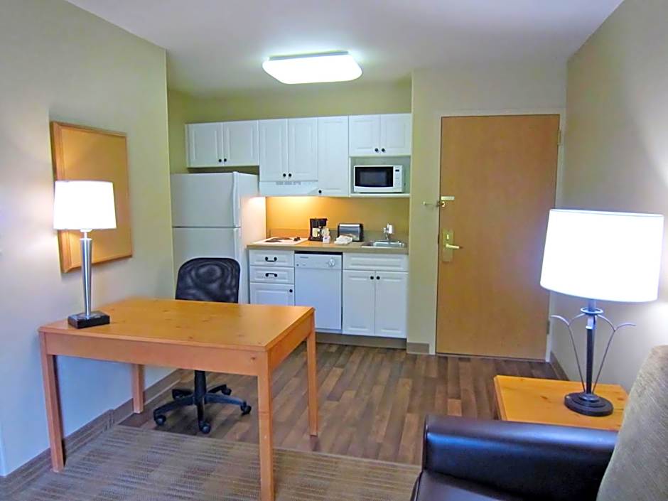 Extended Stay America Suites - Pleasanton - Chabot Dr.