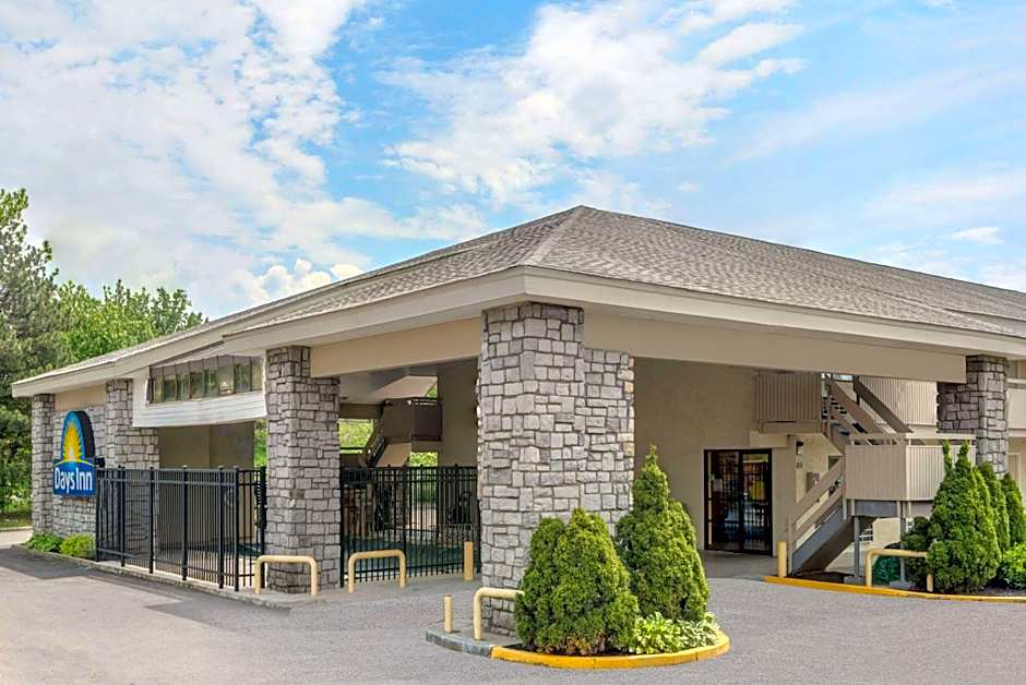 Photo 1 of 35 of Days Inn by Wyndham Columbus Fairgrounds