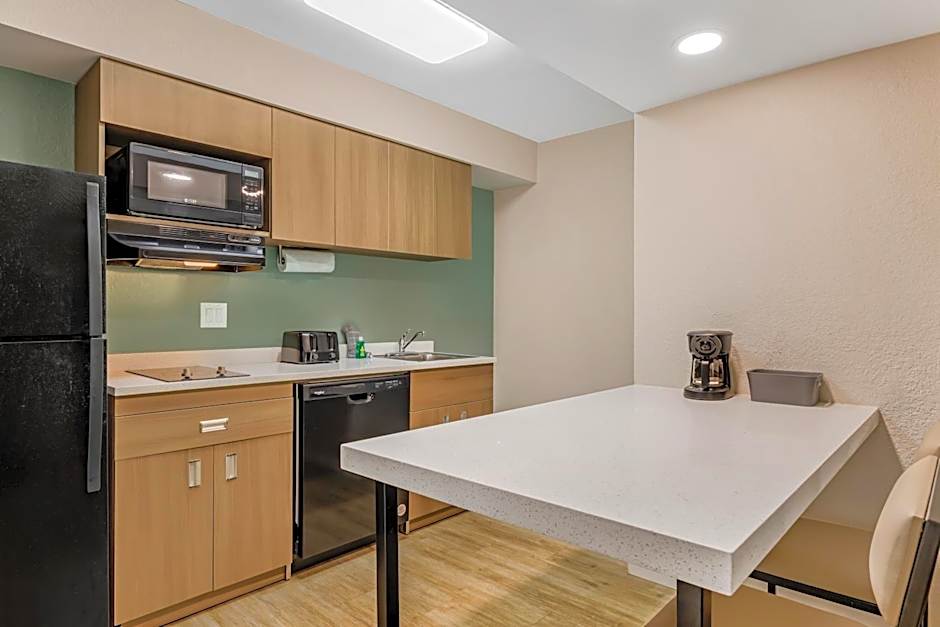 MainStay Suites Springfield South - Battlefield Rd