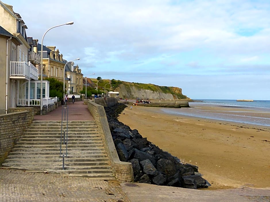 LE RUBAN BLEU FACE A LA MER