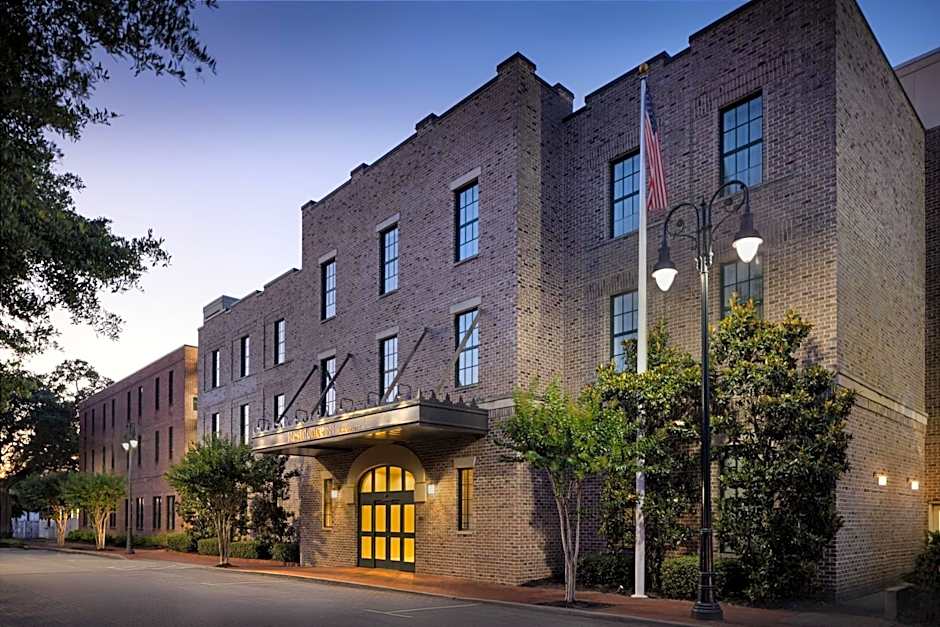 Residence Inn by Marriott Savannah Downtown/Historic District