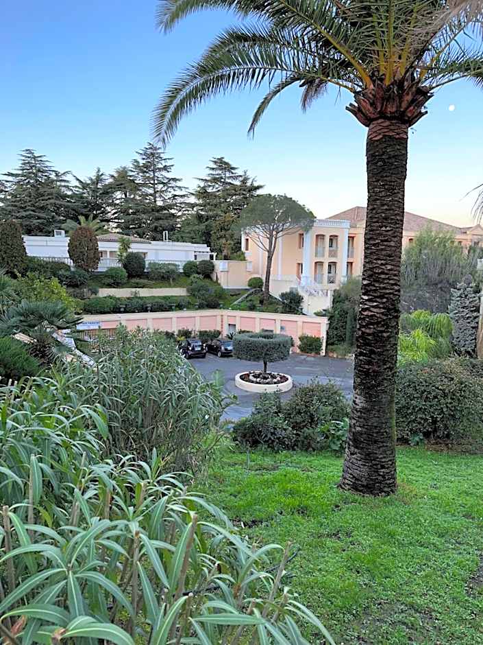 CANNES VILLA FRANCIA