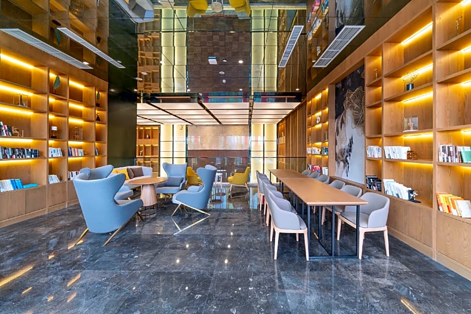 Atour Hotel Chongqing Yongchuan High-Speed Railway Station Xinglong Lake