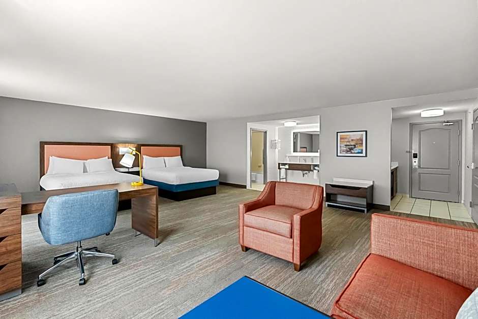 Hampton Inn & Suites Peru
