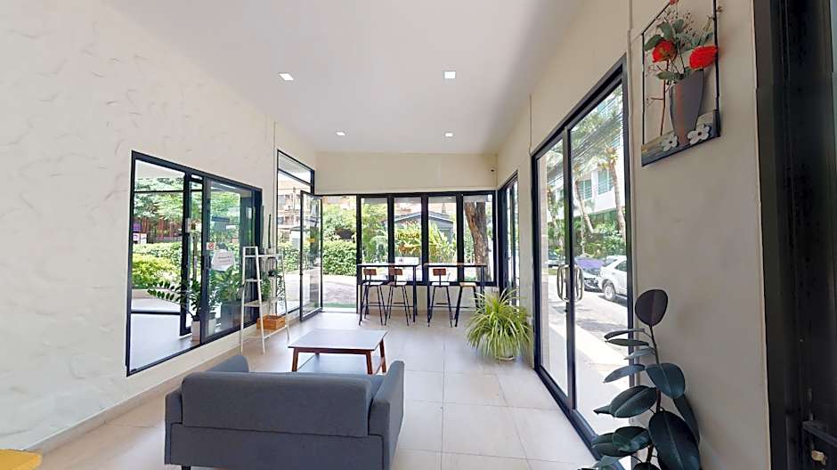 The Shade Residence