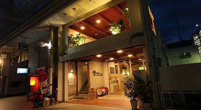 fan! - Aburatsu - Sports Bar & Hostel