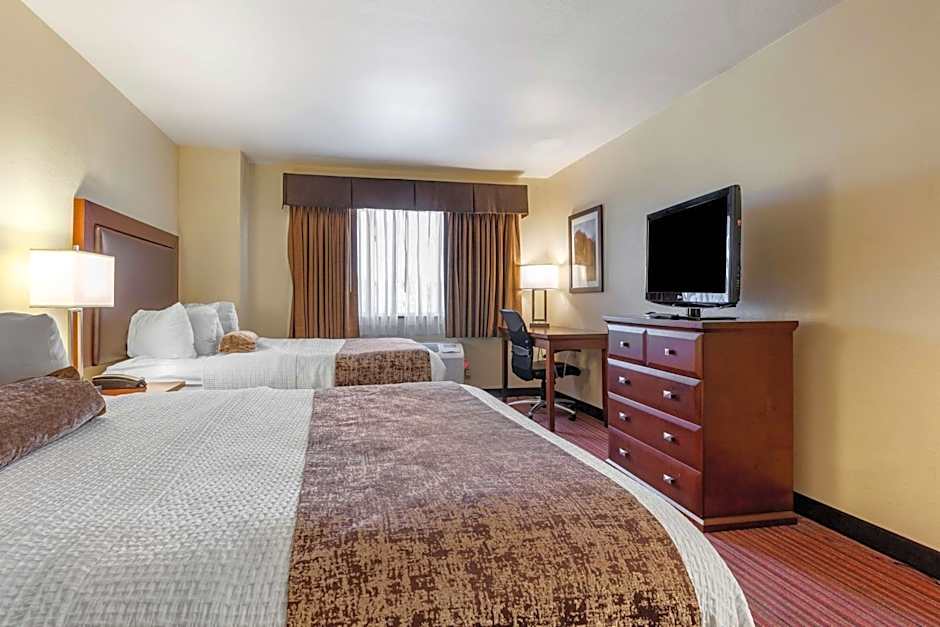 Best Western Plus Sparta Trail Lodge