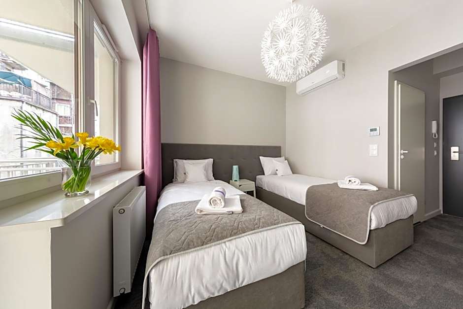 PlayRoom Aparthotel