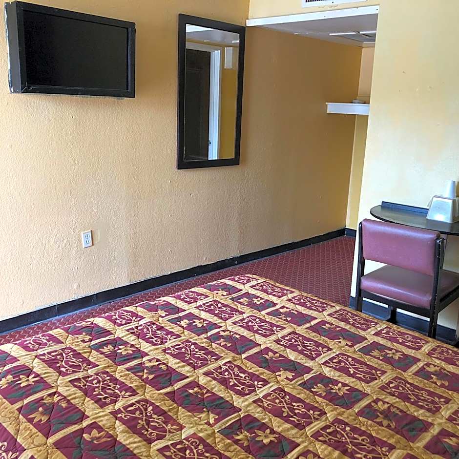 Country Host Inn