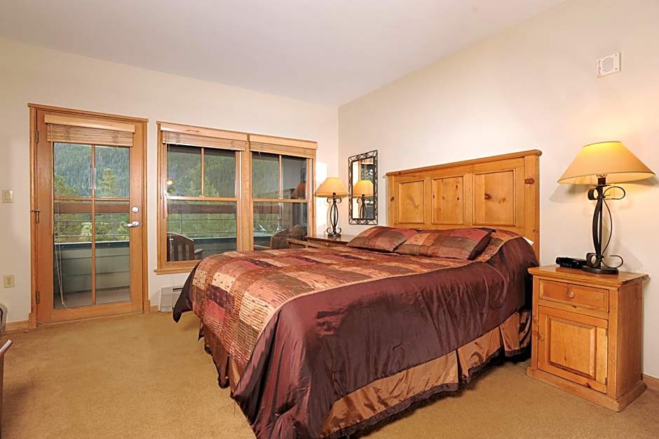 Jackpine & Black Bear Lodge