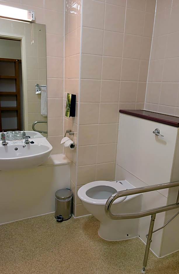 Lea Gate by Greene King Inns