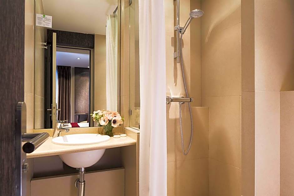 Central Hotel Paris
