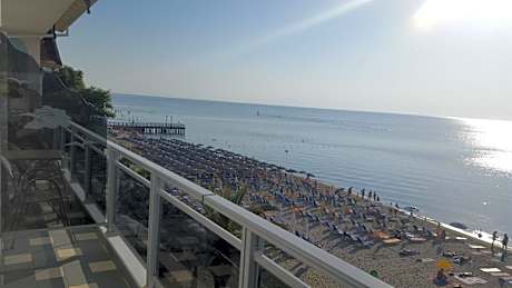 Triple Room with Sea View