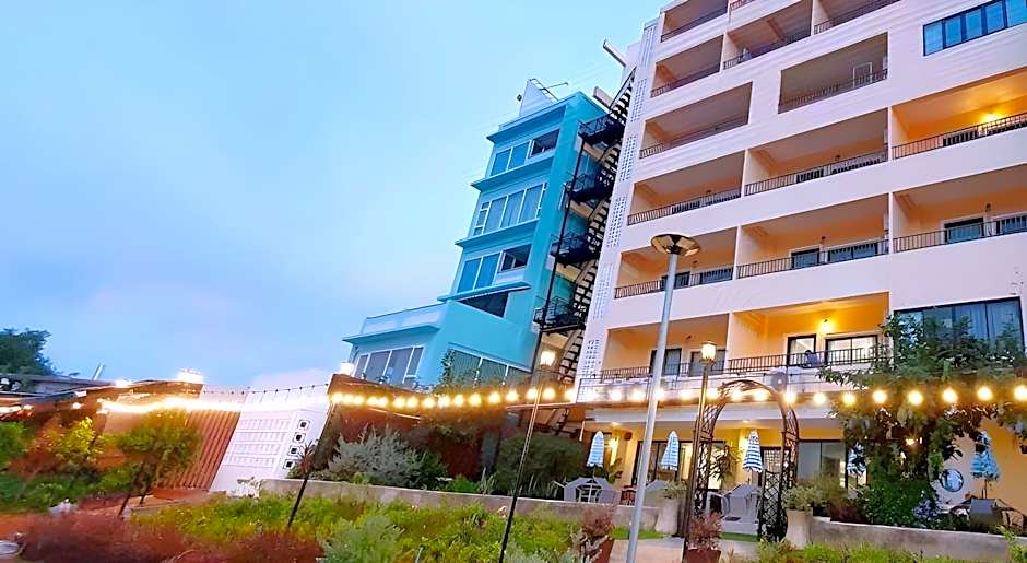 USABAI Riverside Boutique Hotel