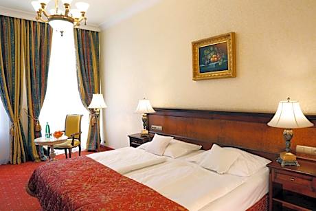 Special Offer - Superior Double or Twin Room with Spa Package