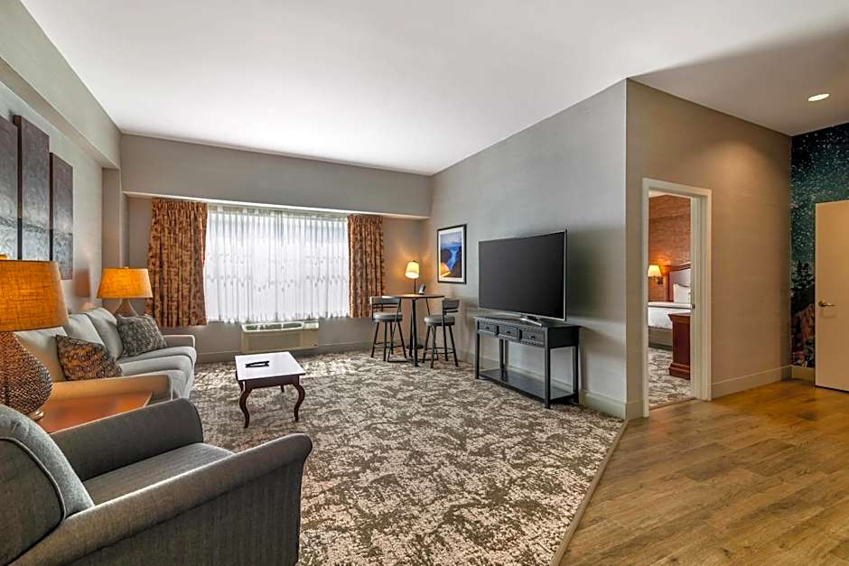 Maine Evergreen Hotel, an Ascend Collection Hotel