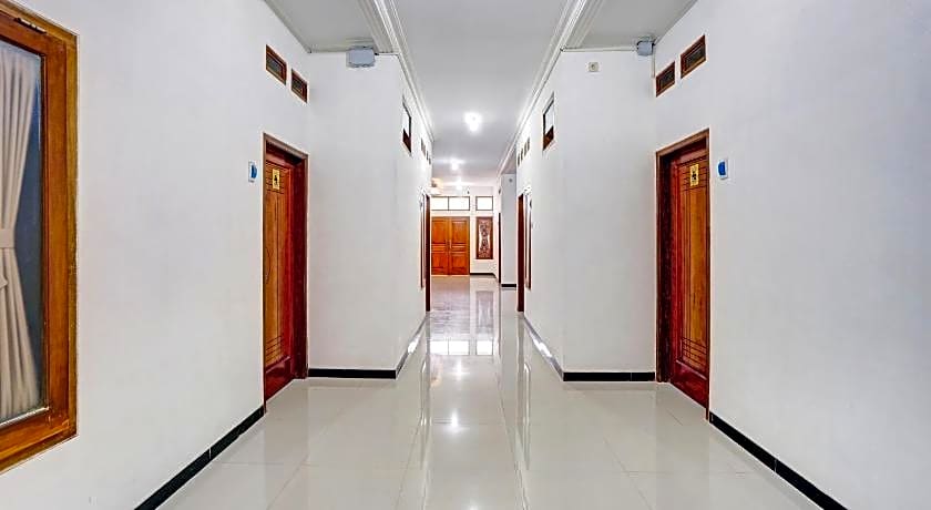 Hotel O Avisha Guest House Syariah