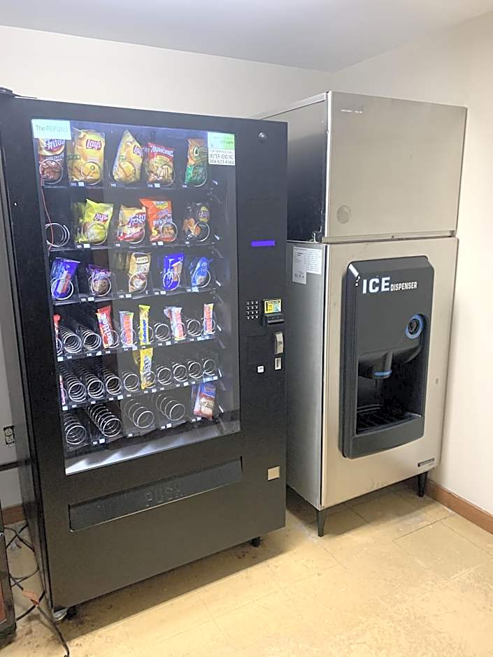 Allegheny Spring 239 KING, bed/Ski-In, Out/Pool & Hot Tub