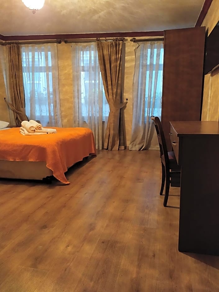 Istanbul Irish Hotel