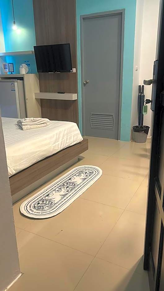 Hotel The Journey Patong New