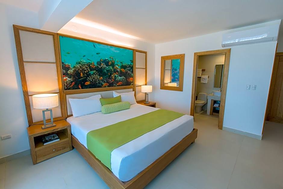 Photo 1 of 16 of Superior 1 Queen Bed
