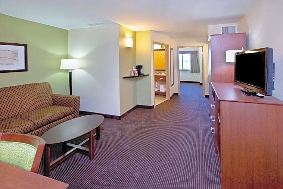 AmericInn by Wyndham Osage