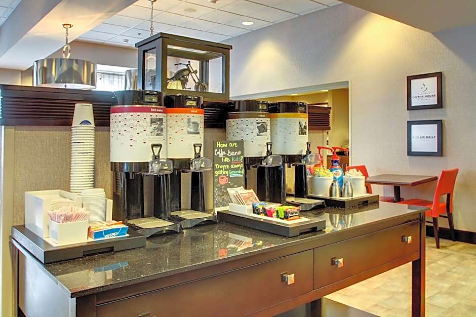 Hampton Inn By Hilton Birmingham Leeds