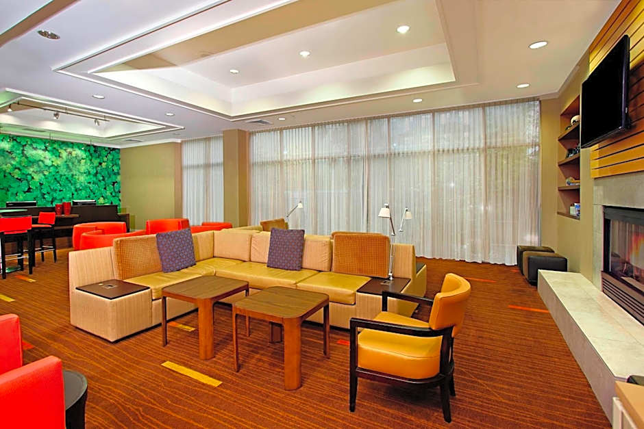 Courtyard by Marriott Oakland Downtown
