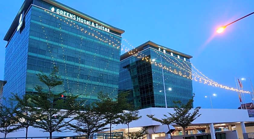 Greens Hotel & Suites