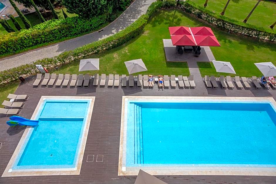 Areias Village Beach Suite Hotel