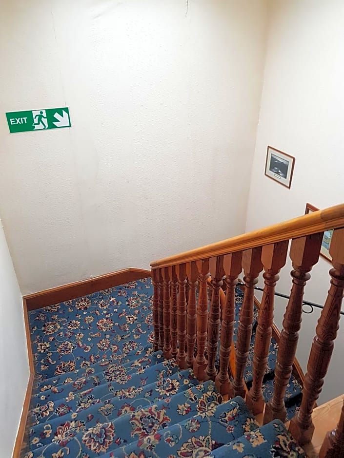 OYO Cedar Villa Guest House – Inverness