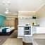 Byron Bay Side Central Motel