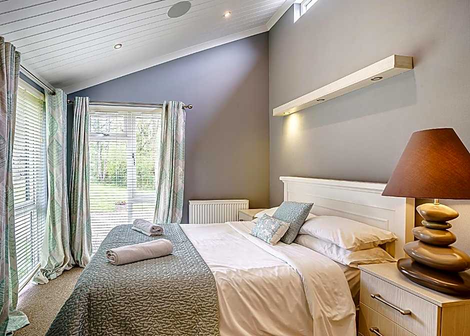 Ladera Retreat Lodges