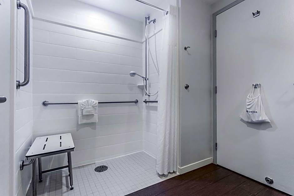 Hampton Inn By Hilton Milwaukee-Airport